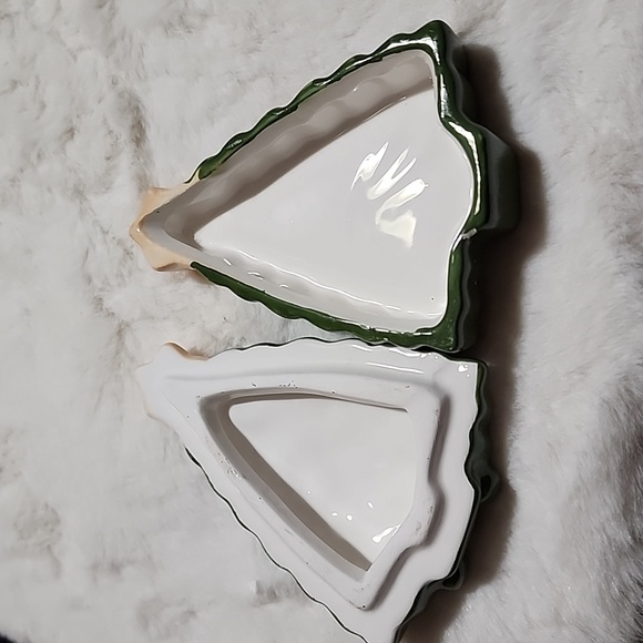 VINTAGE CHRISTMAS DECORATIVE ASSORTMENT BUNDLE - Picture 3 of 12